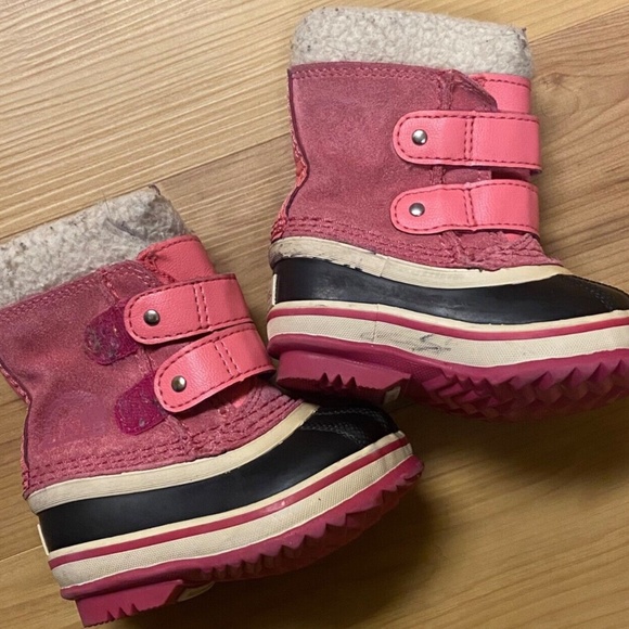 Sorel Shoes Girls Toddler Sorel Waterproof Snow Winter Boots Size 4 Pull On Easy Close Tabs